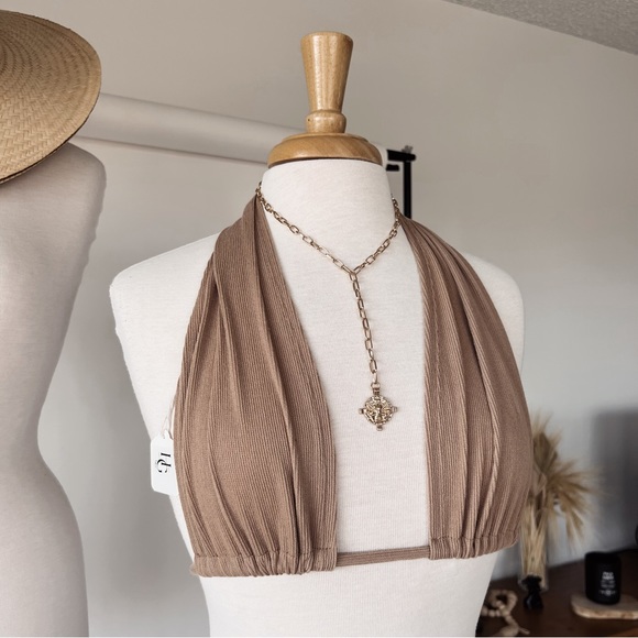 MULTI-WEAR TAN RIBBED TOP - Picture 2 of 6